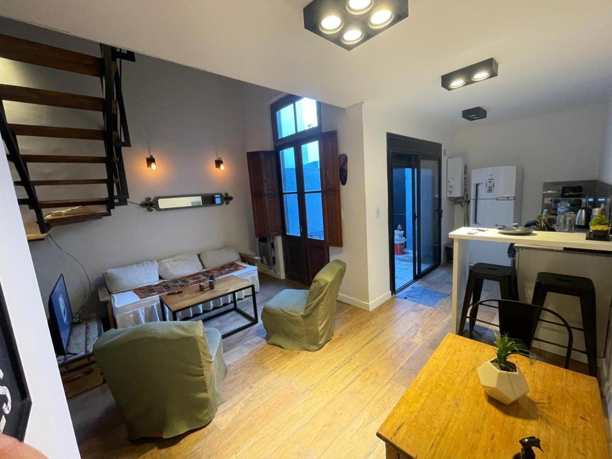 Loft Centrico 11 De Abril Lägenhet Bahía Blanca Exteriör bild